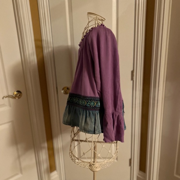 Blouse and skirt set medium or large - Picture 7 of 16